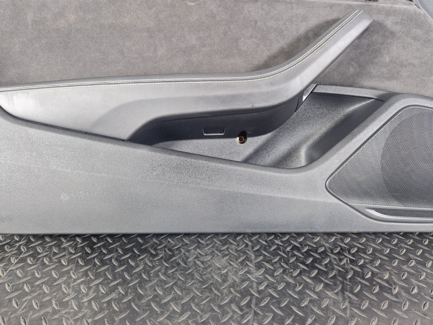 16-23 AUDI S5 COUPE FRONT LEFT PASSENGER SIDE DOOR CARD 8W6867133