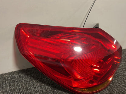 2010 Vauxhall Astra MK3 (D) (61VO) Genuine Rear Left Outer Passenger Tail Light