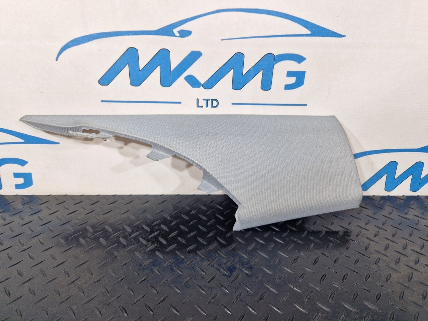 16-19 AUDI A4 B9 GENUINE REAR LEFT SIDE C-PILLAR TRIM 8W5867245