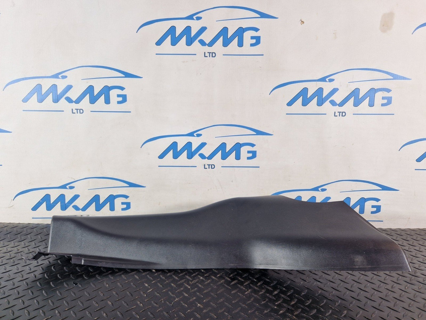 13-23 RANGE ROVER SPORT L494 O/S DRIVER SIDE RIGHT C PILLAR TRIM CTFG-71096-A3