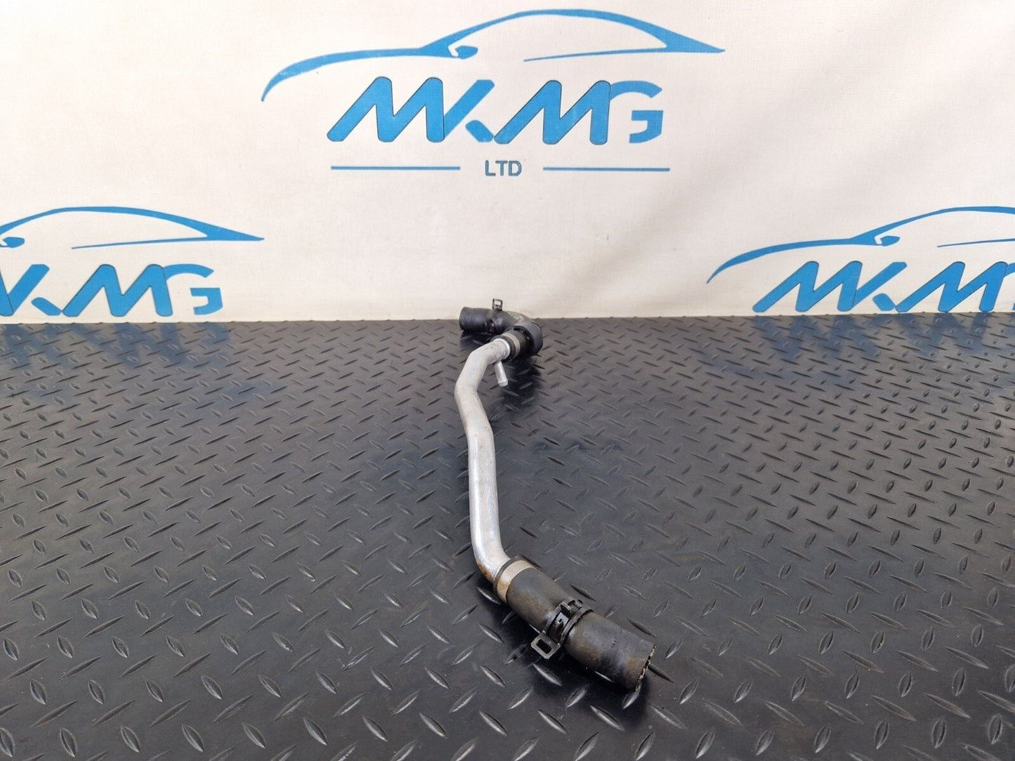 14-21 MERCEDES BENZ C300h W205 GENUINE HEATING WATER PIPE HOSE LINE A2058303302