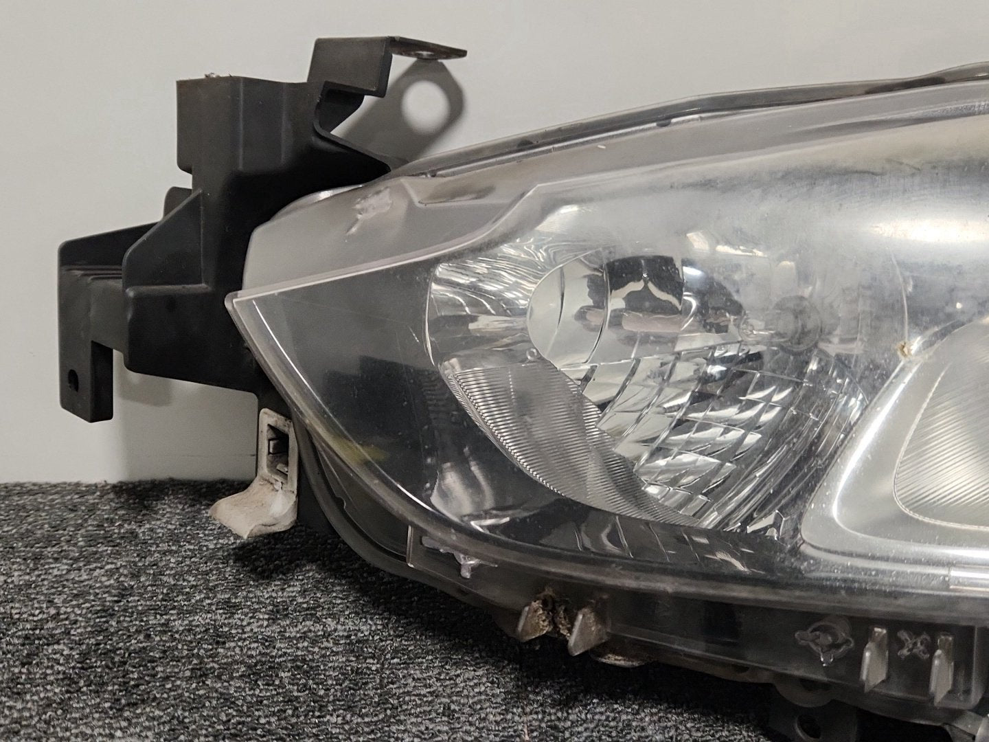 Mazda 6 MK3 (GJ) Saloon Genuine Front Left N/S Passenger Headlight GHR4-51040