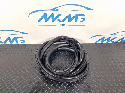 19-ON MERCEDES CLA C118 FRONT LEFT DOOR RUBBER SEAL A1186920500