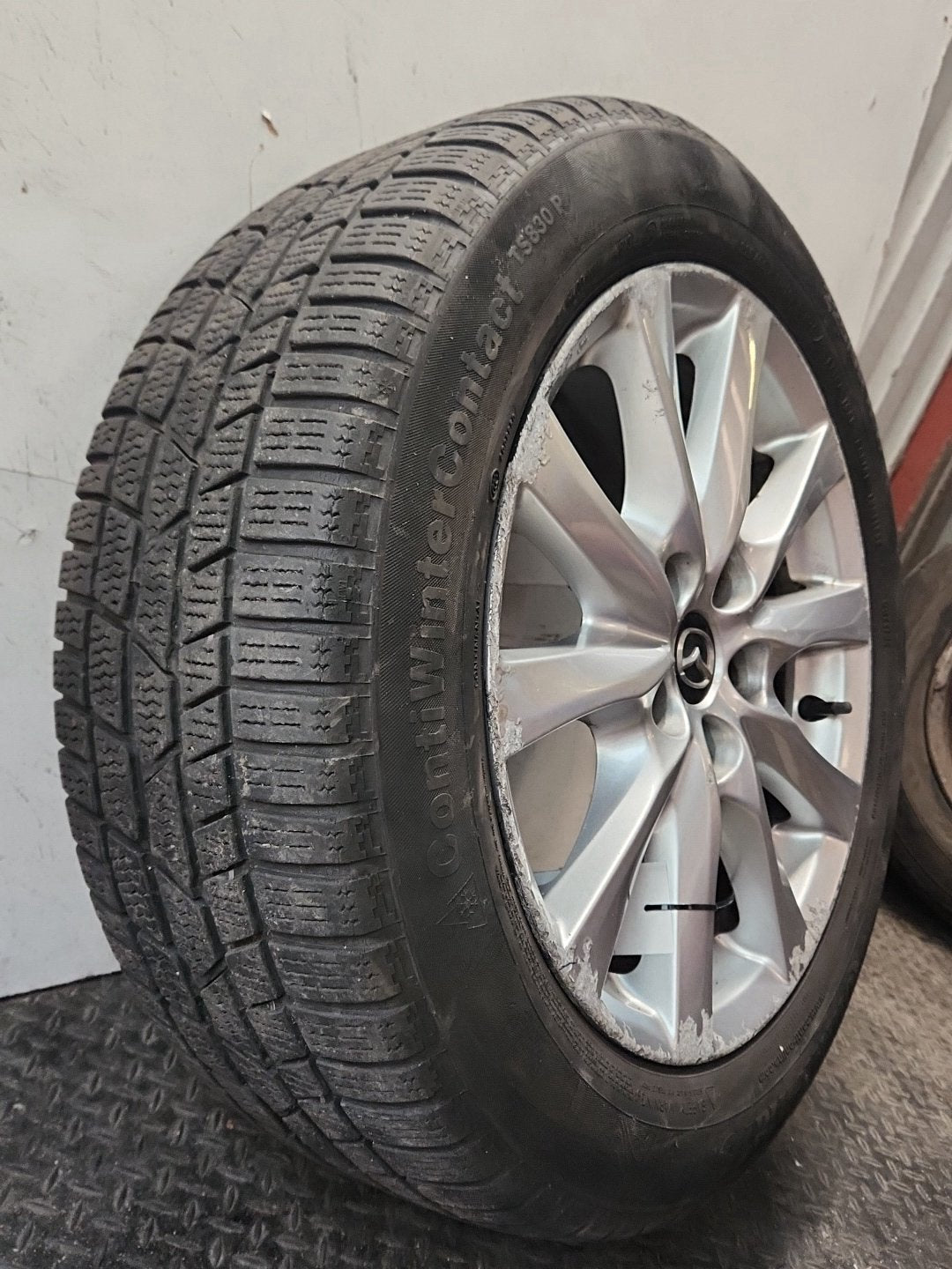 Mazda 6 MK3 (GJ) 17" Alloy Wheel with Tyre 225/55/17 ~5mm