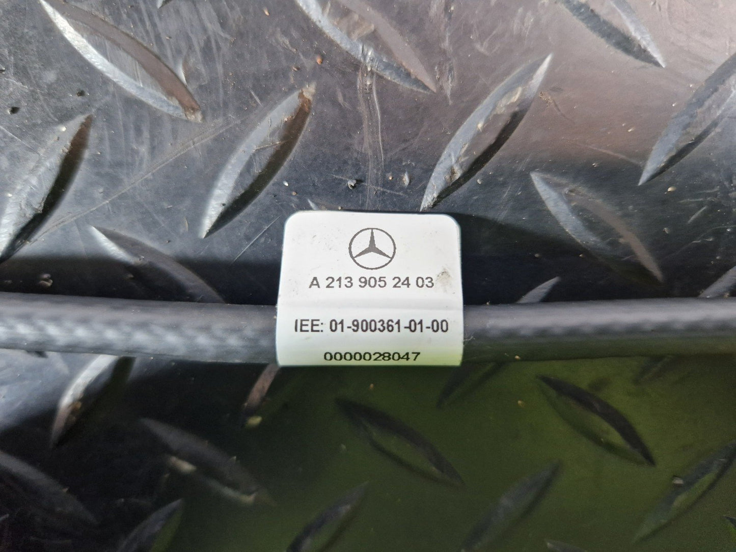 19-ON MERCEDES BENZ B CLASS W247 REAR TAILGATE BOOT SENSOR A2139052403