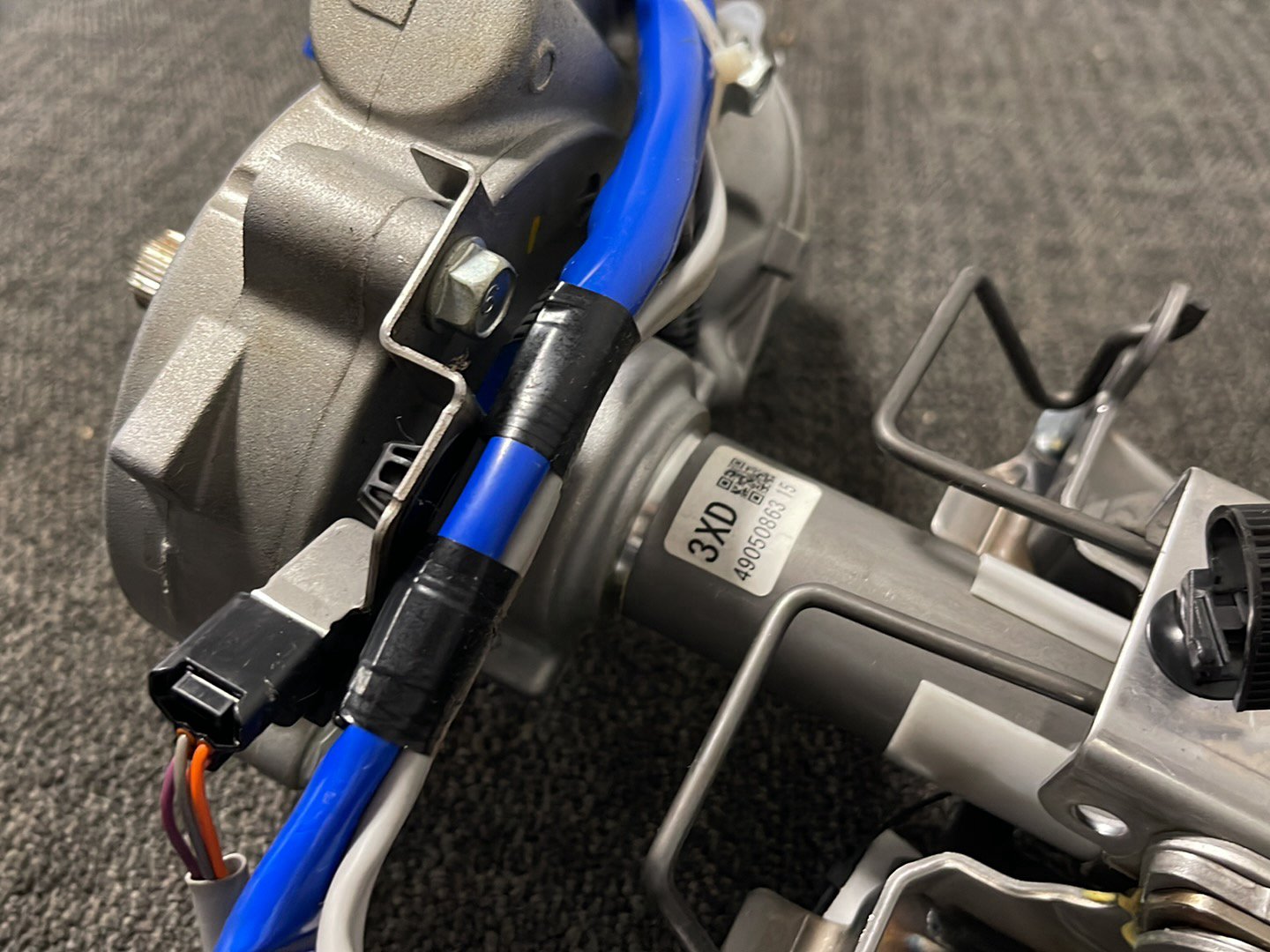 Mitsubishi Outlander PHEV MK3 (RE1)(GG2W) SUV Power Steering Column JJ301-001321
