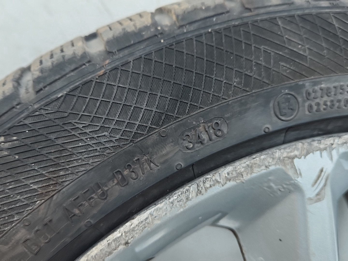 Ford Grand C-Max MK2 (C344) 18" Alloy Wheel with Tyre 235/45/18 ~4mm AM5J1007BC