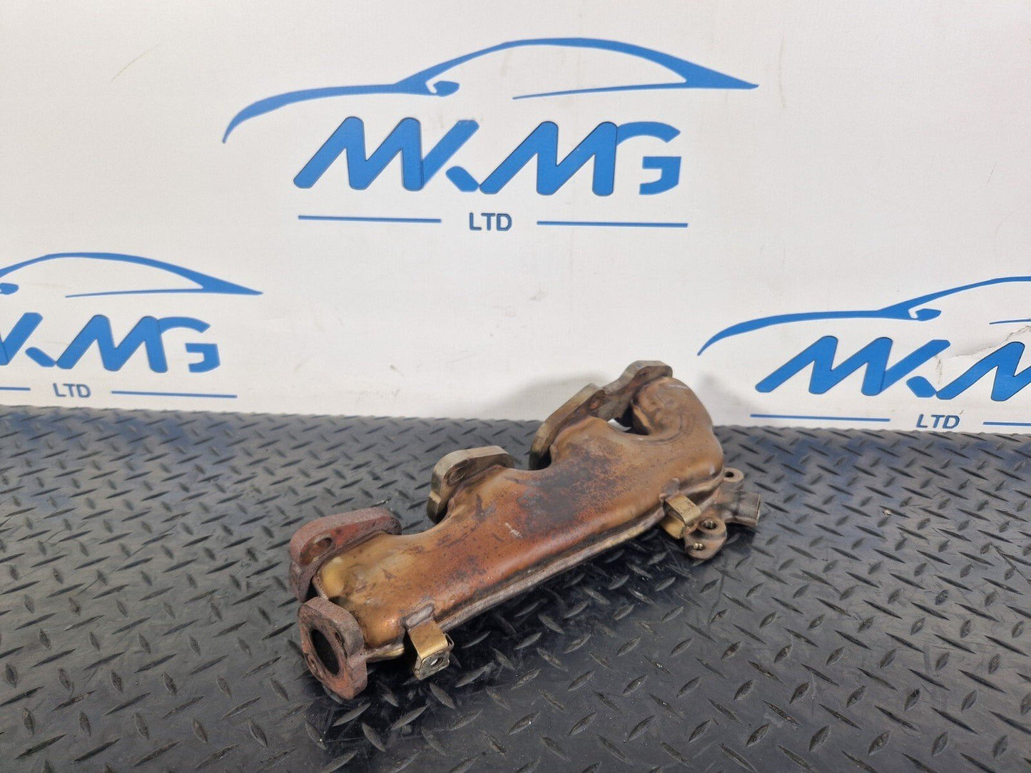 14-21 MERCEDES BENZ C300h W205 EXHAUST MANIFOLD A651140027