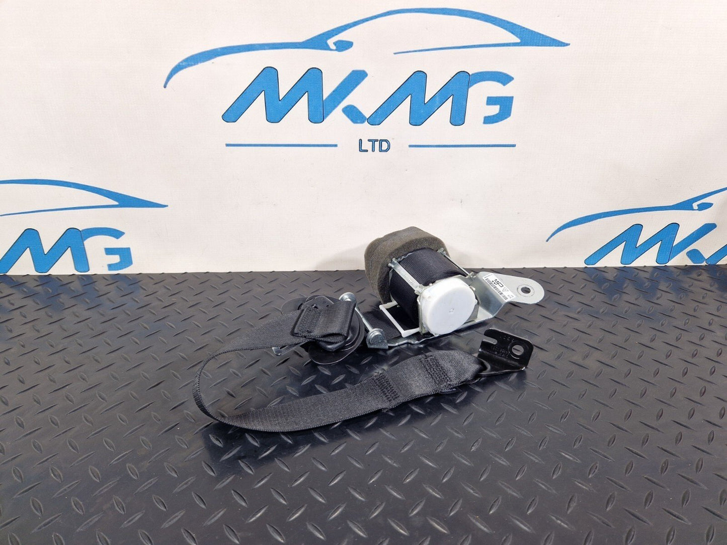 14-21 BMW 2 SERIES GRAN TOURER F45 F46 2RW REAR PASSENGER SIDE SEAT BELT 7332235