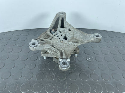 16-19 AUDI A4 B9 SALOON GENUINE 1.4 TFSI ENGINE MOUNT BRACKET 8W0399118B