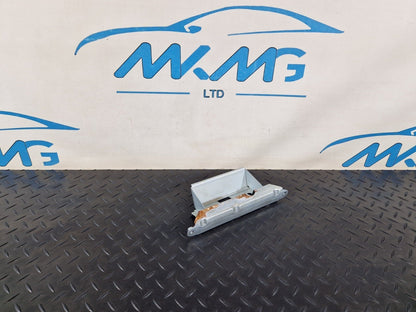12-17 AUDI Q5 GENUINE OEM BOOTLID HANDLE MOUNTING PLATE BRACKET 8R0827569A