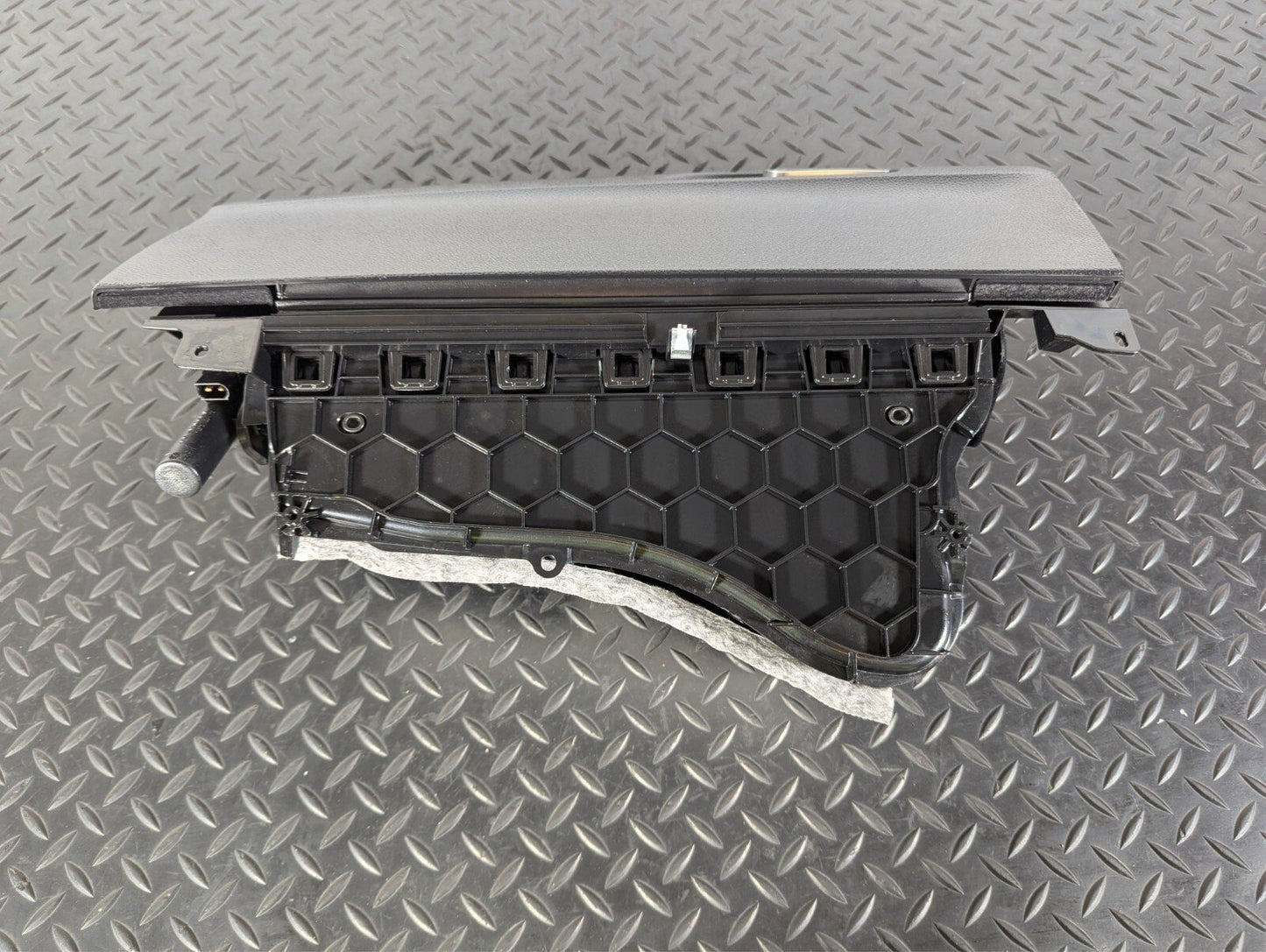BMW 2 SERIES F22 M SPORT GENUINE DASHBOARD GLOVEBOX STORAGE COMPARTMENT 9227250