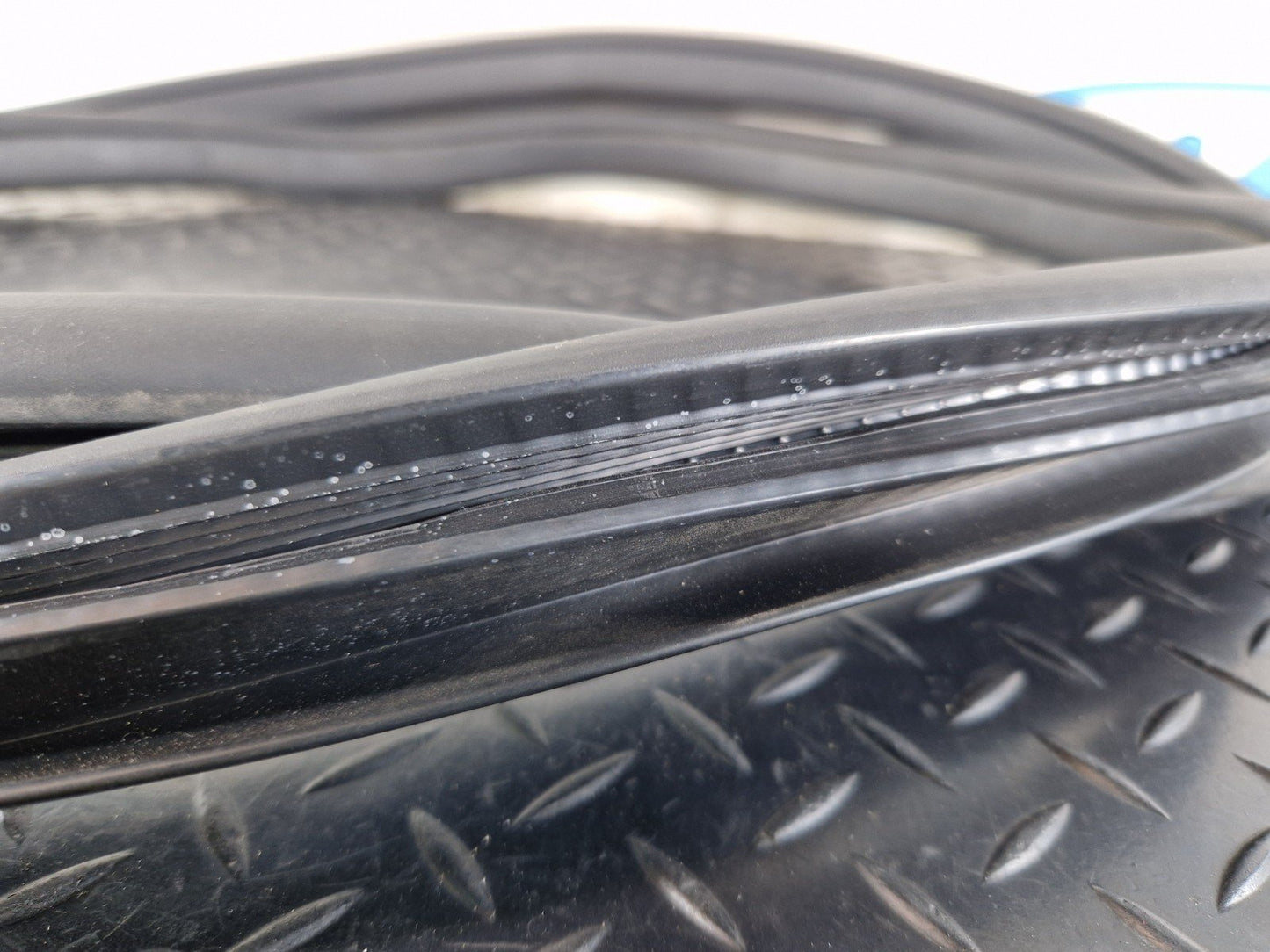 14-20 MERCEDES BENZ GLA X156 REAR DOOR RUBBER SEAL FITS LEFT & RIGHT A1566920176