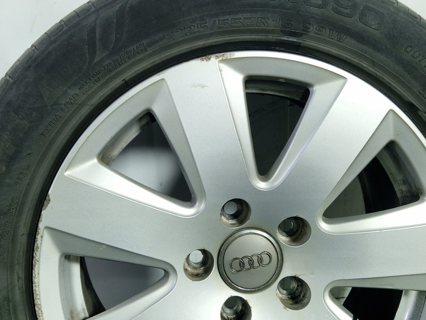 Audi A6 Quattro MK3 (4F) (C6) 16" Alloy Wheel with Tyre 225/55/16 ~6mm