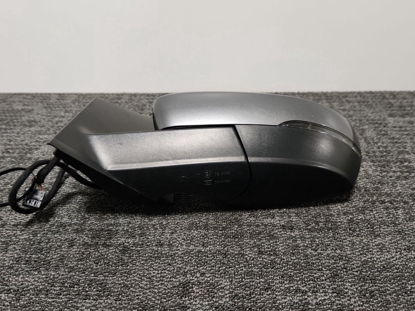 Volkswagen Polo 6R - MK5 Hatchback Front Left Wing Mirror in Pepper Grey U5/D7R
