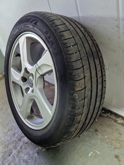 Volvo V70 MK3 17" Alloy Wheel with Tyre 225/50/17 6mm