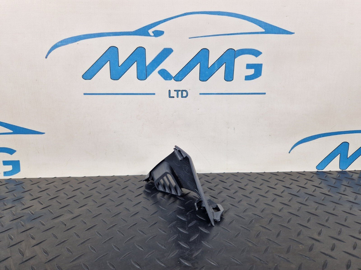 18-ON MERCEDES BENZ SPRINTER W907 W910 RIGHT UPPER DASHBOARD AIR VENT COVER TRIM