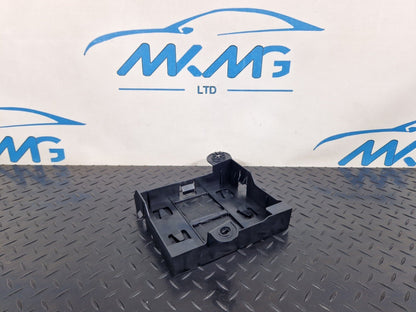 10-18 AUDI A7 4G S-LINE OEM GENUINE OEM BRACKET MOUNT TRIM 4G8907368