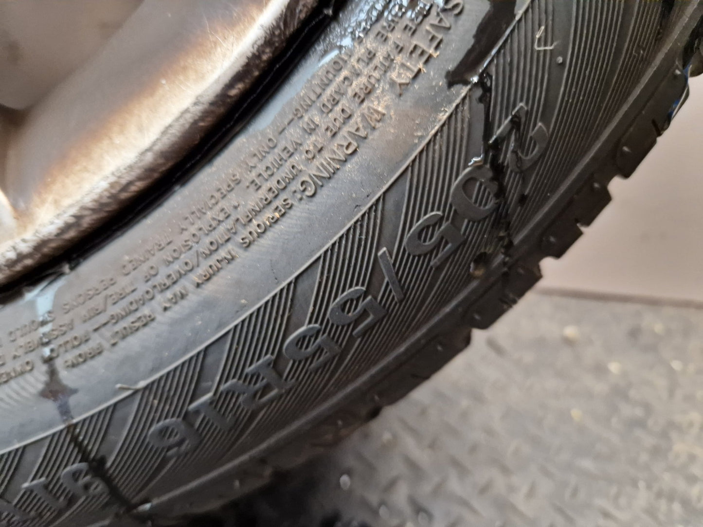 Vauxhall Meriva MK2 (B) (4470) 16" Alloy Wheel with Tyre 205/55/16 ~6mm 13260605