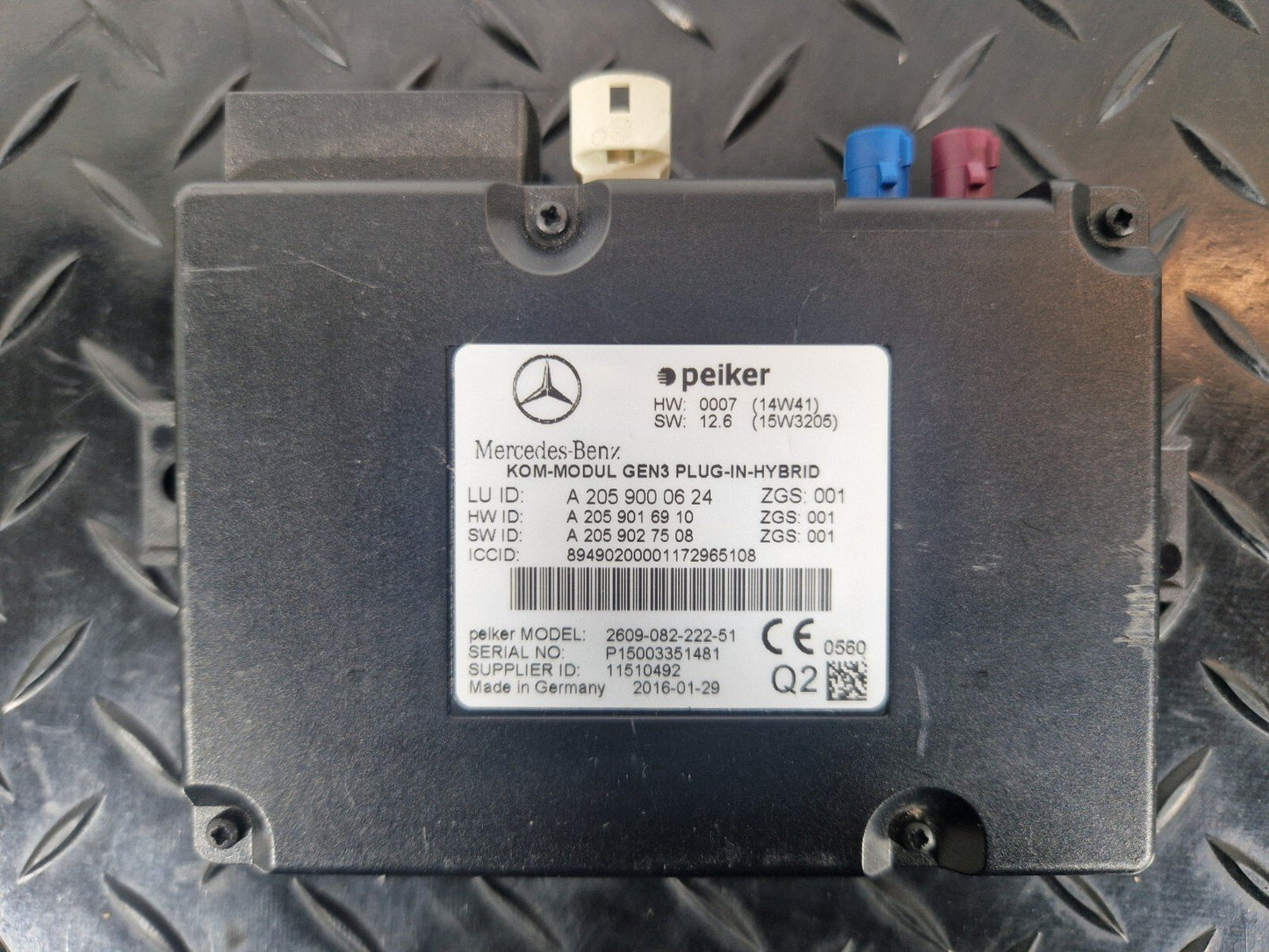 14-21 MERCEDES BENZ C350e W205 GEN3 PLUG-IN-HYBRID ECU A2059000624