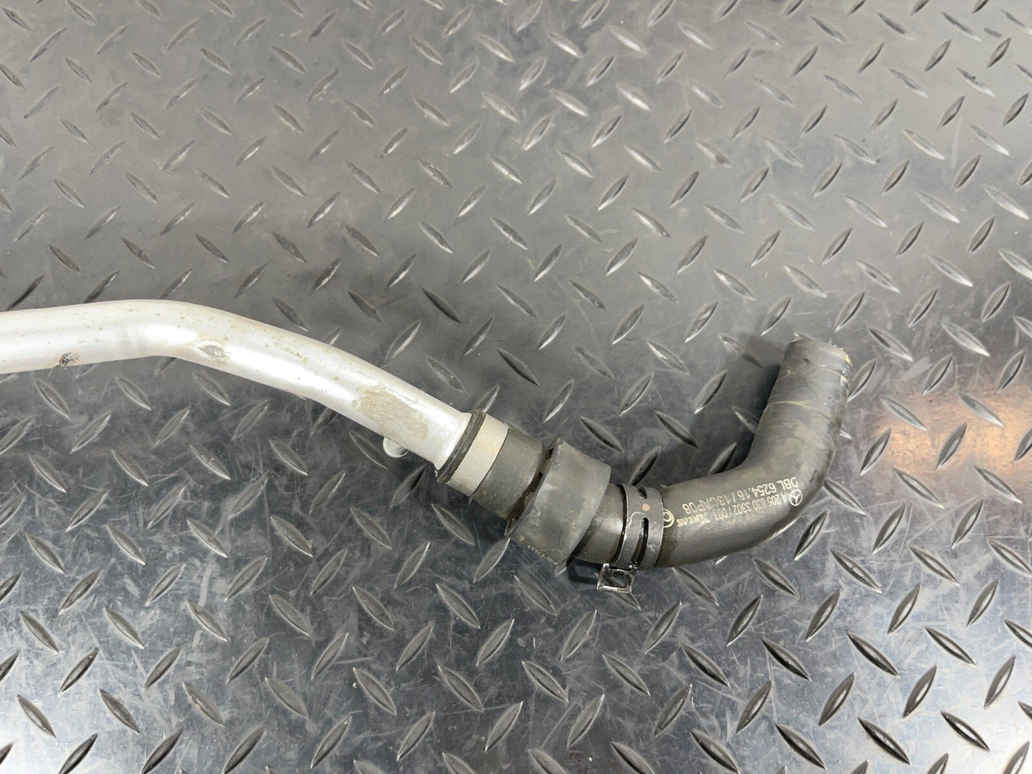 14-21 MERCEDES BENZ C300h W205 GENUINE COOLANT HOSE PIPE A2058303302