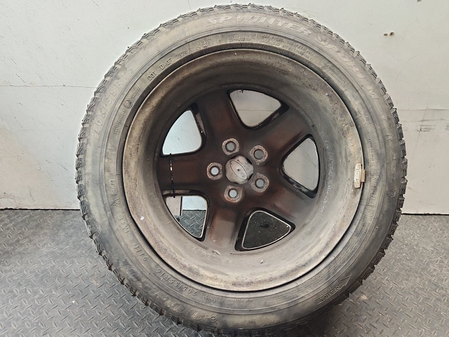 Ford C-Max MK1 FL (C214) MPV 16" Steel Wheel with Tyre 205/55/16 ~3mm