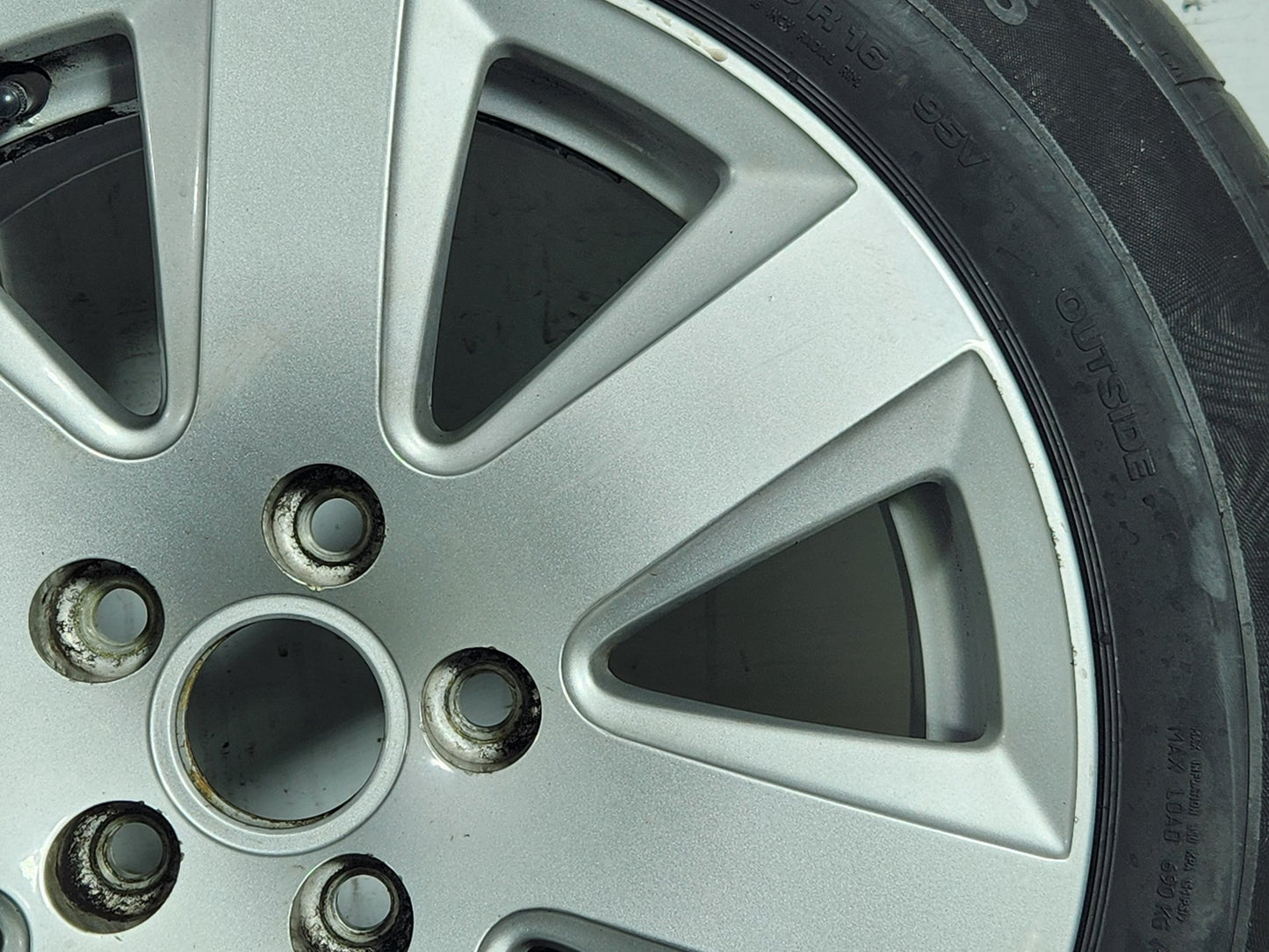 Audi A6 MK3 (C6) Estate 16" Alloy Wheel with Tyre 225/55/16 ~3mm 4F0601025AJ