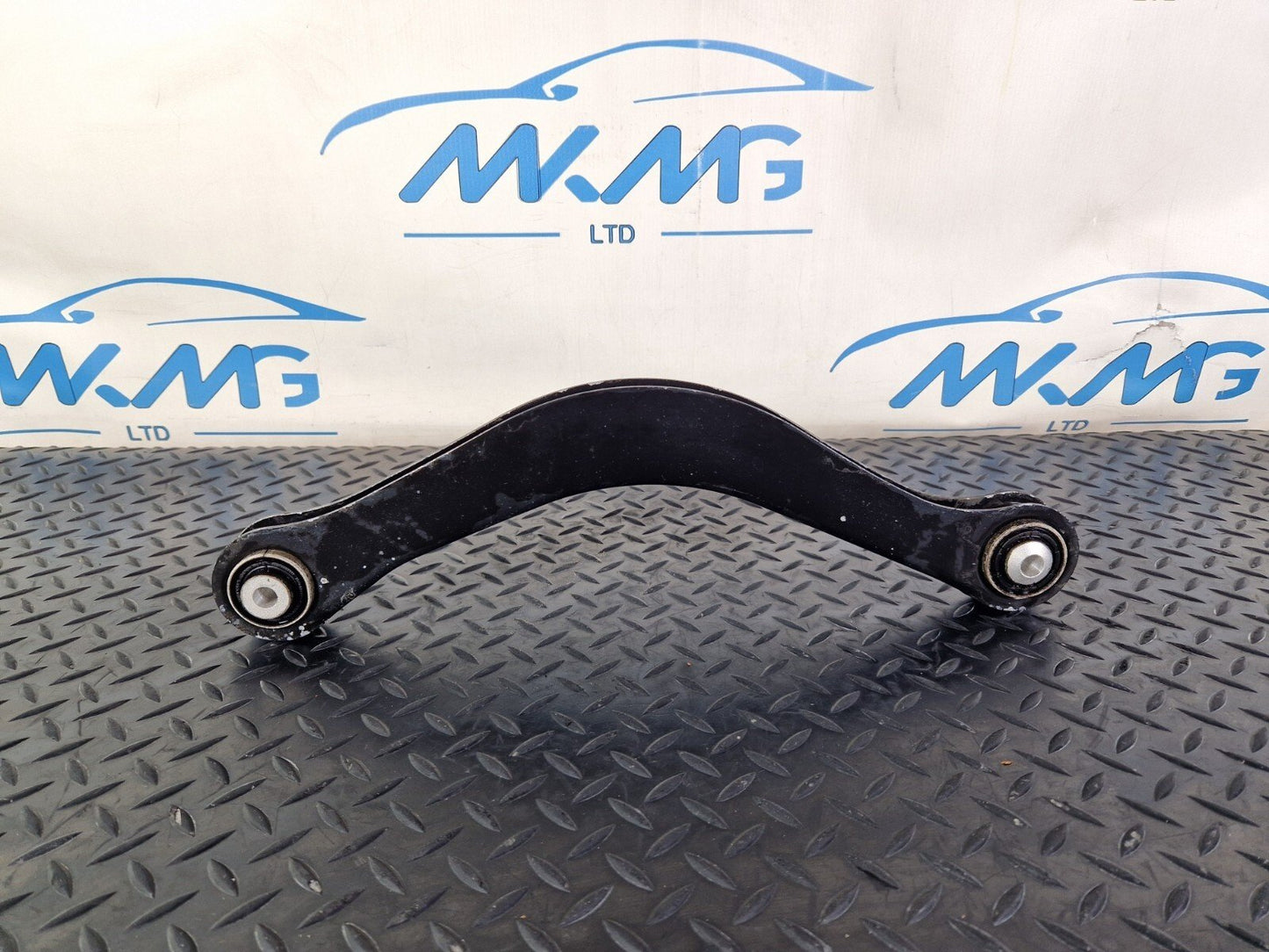 16-19 AUDI A4 B9 GENUINE OEM REAR RIGHT O/S WISHBONE CONTROL ARM 8W0505398F
