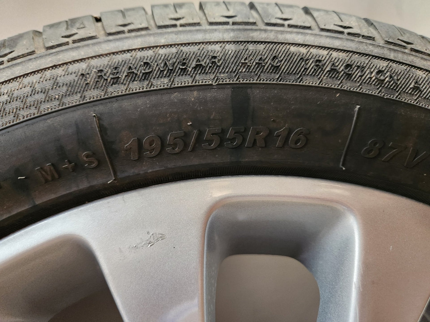 Vauxhall Corsa MK4 (E) (4500) 16" Alloy Wheel with Tyre 195/55/16 ~5mm