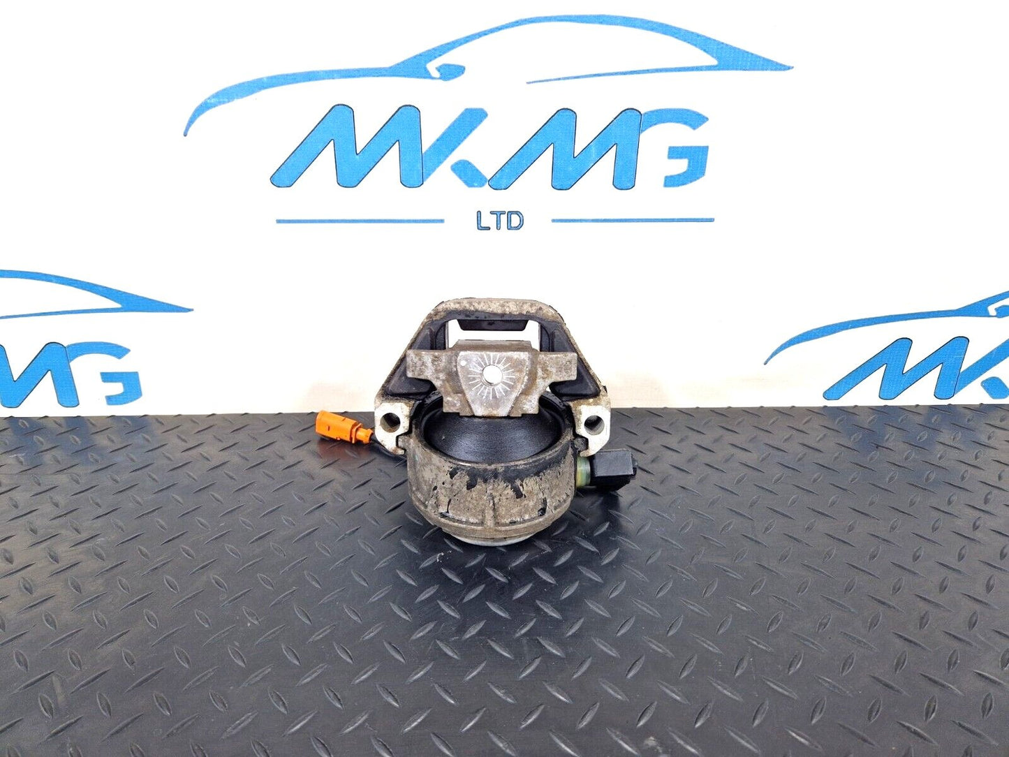 10-18 AUDI A7 4G S-LINE TRANSMISSION MOUNT MP5161