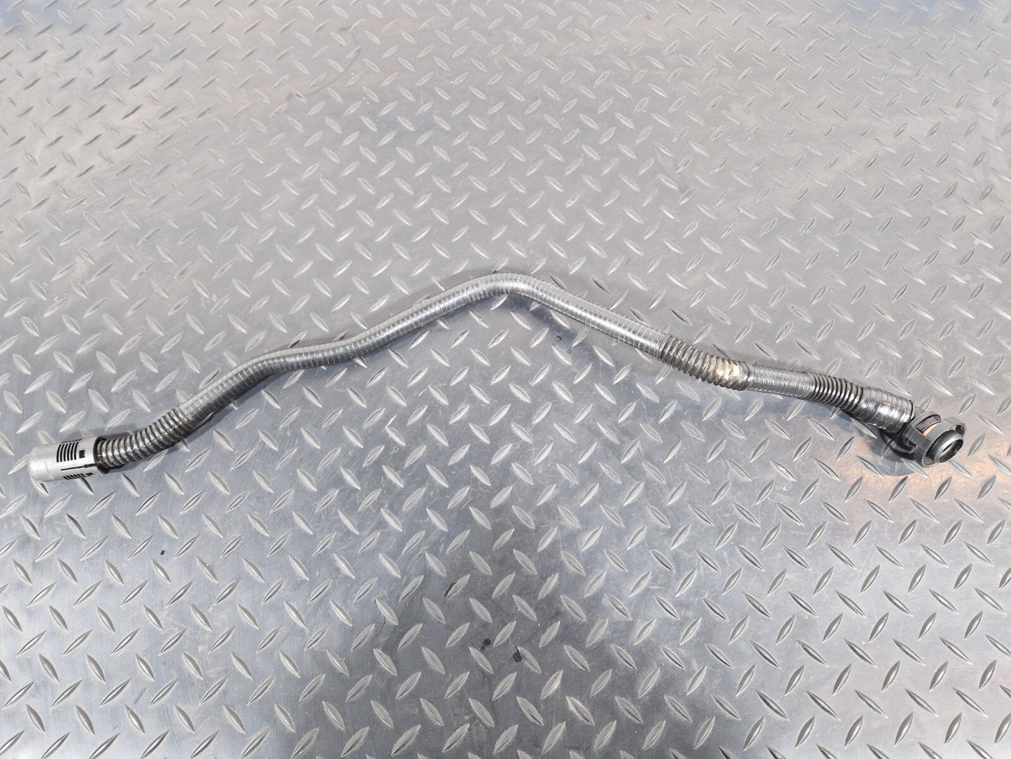 19-ON MERCEDES BENZ CLA C118 RADIATOR WATER COOLING HOSE PIPE A0019982923