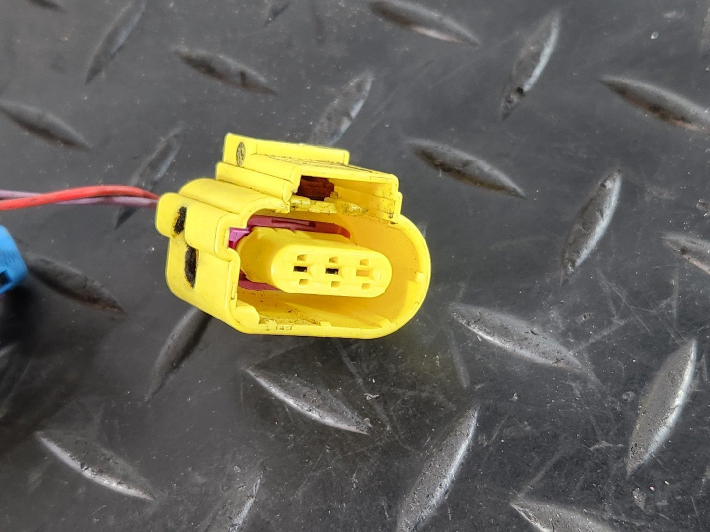 16-20 AUDI Q7 4M FRONT RIGHT N/S CABLE ADAPTER CRASH SENSOR FOR AIRBAG 4M0971677