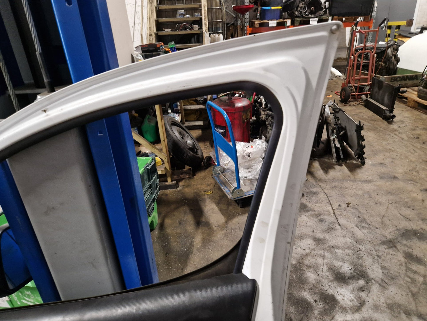 Peugeot Partner B9 Cargo Van Front Right Complete Door in Banquise White EWP