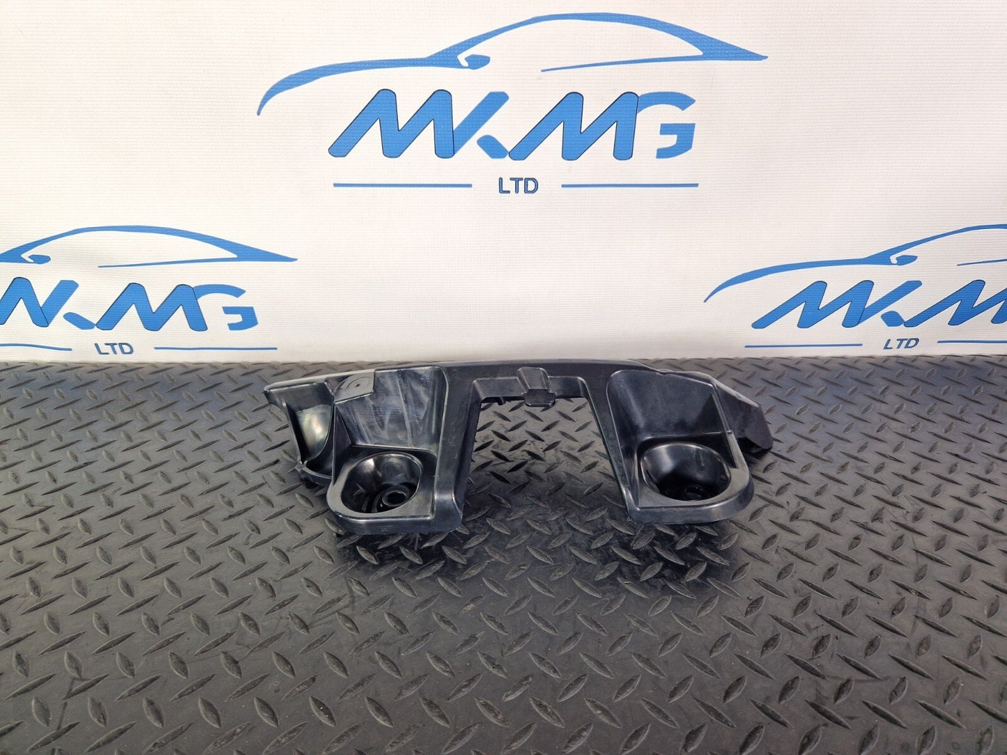 13-19 MERCEDES BENZ CLA C117 AMG OEM REAR BUMPER BRACKET A1778850865