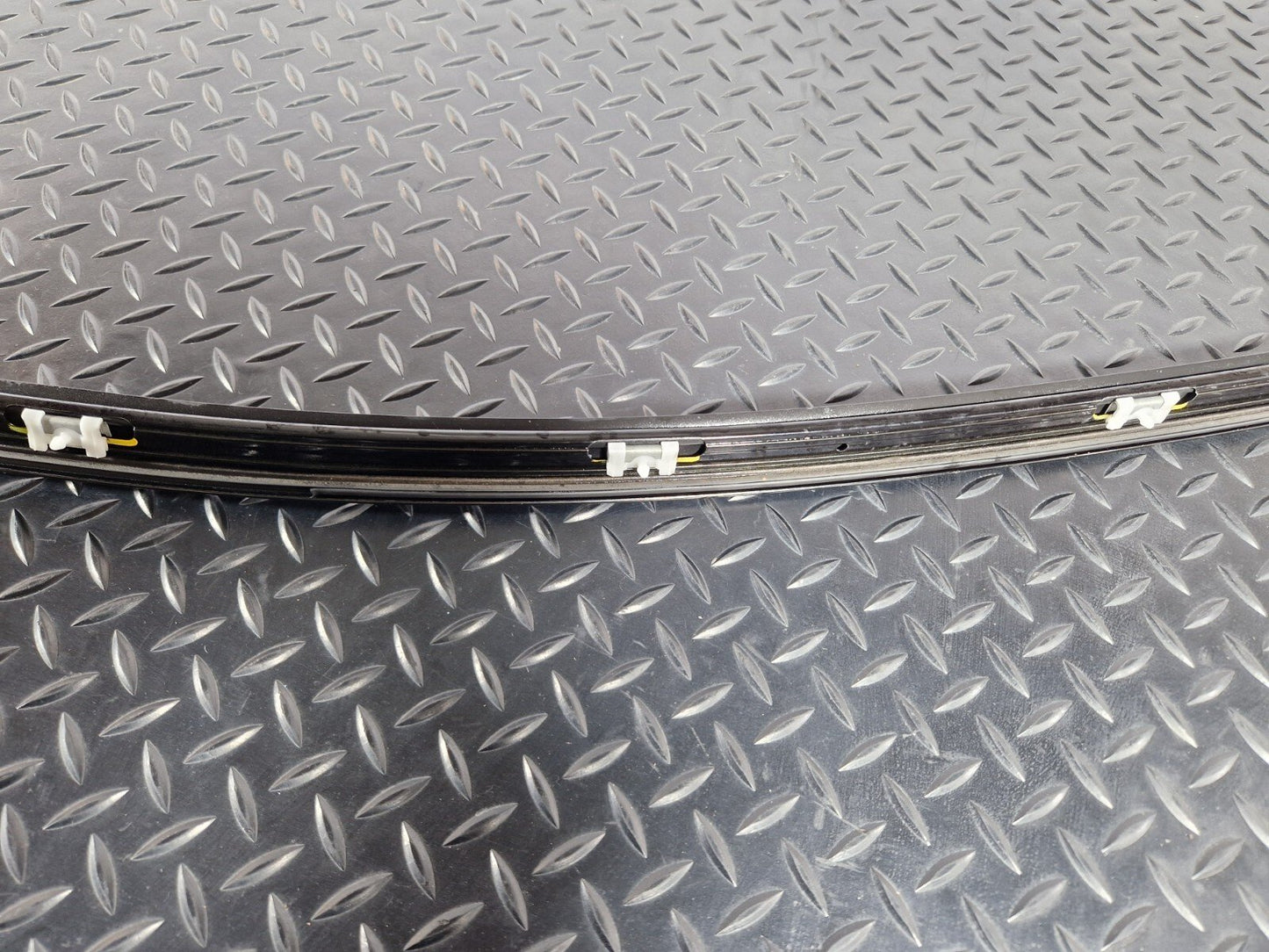 BMW Unknown Part Type 7275304