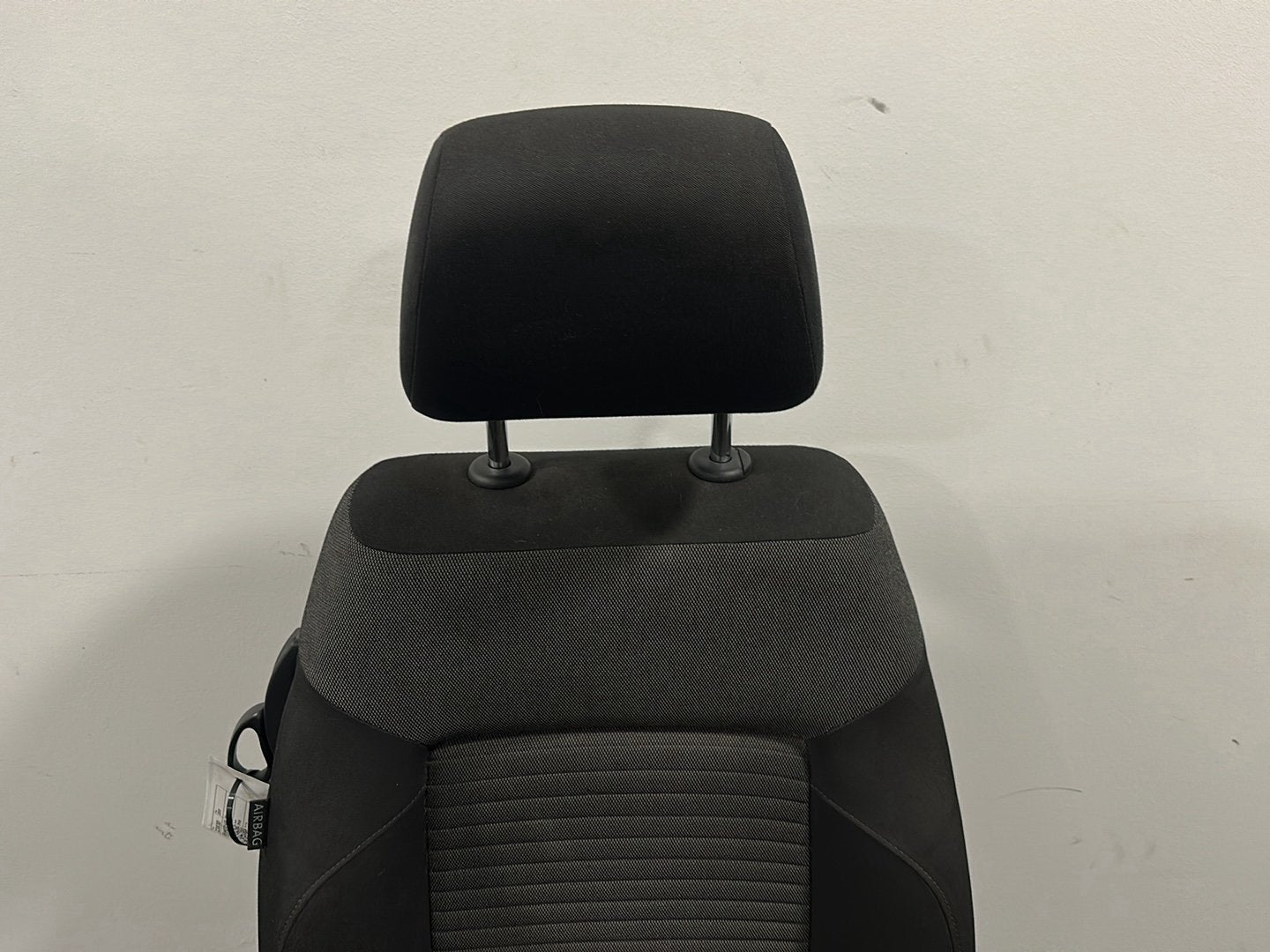 Volkswagen Polo 6R MK5 Hatchback Genuine Front Right O/S Driver Seat