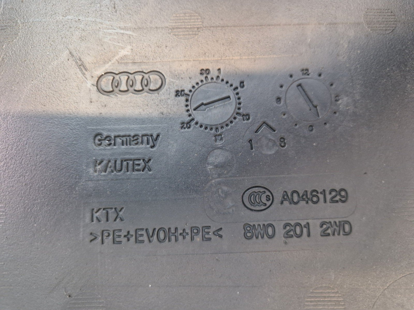 16-19 AUDI A4 B9 SPORT GENUINE OEM FUEL TANK WITH PUMP 8W02012WD 8W0201021CG