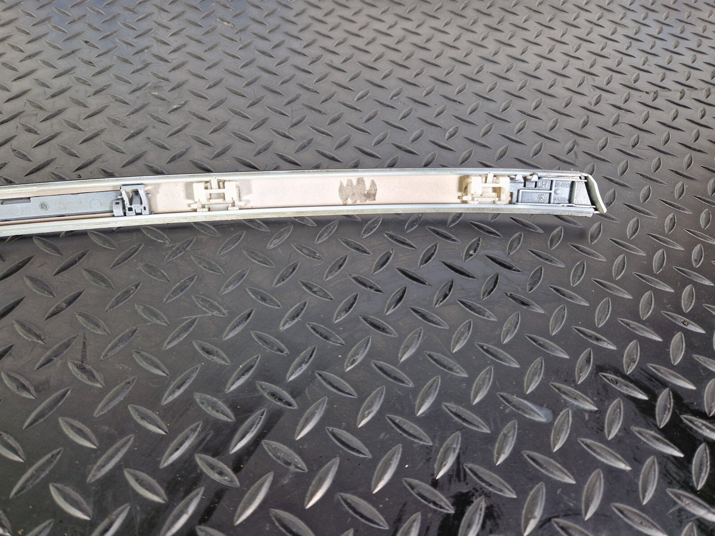 14-16 BMW 2 SERIES F22 OEM LEFT SIDE ROOF STRIP TRIM 7346245 7307735