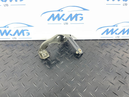 12-18 BMW F30 F31 F35 GENUINE  Left fender wing mounting bracket 7235821