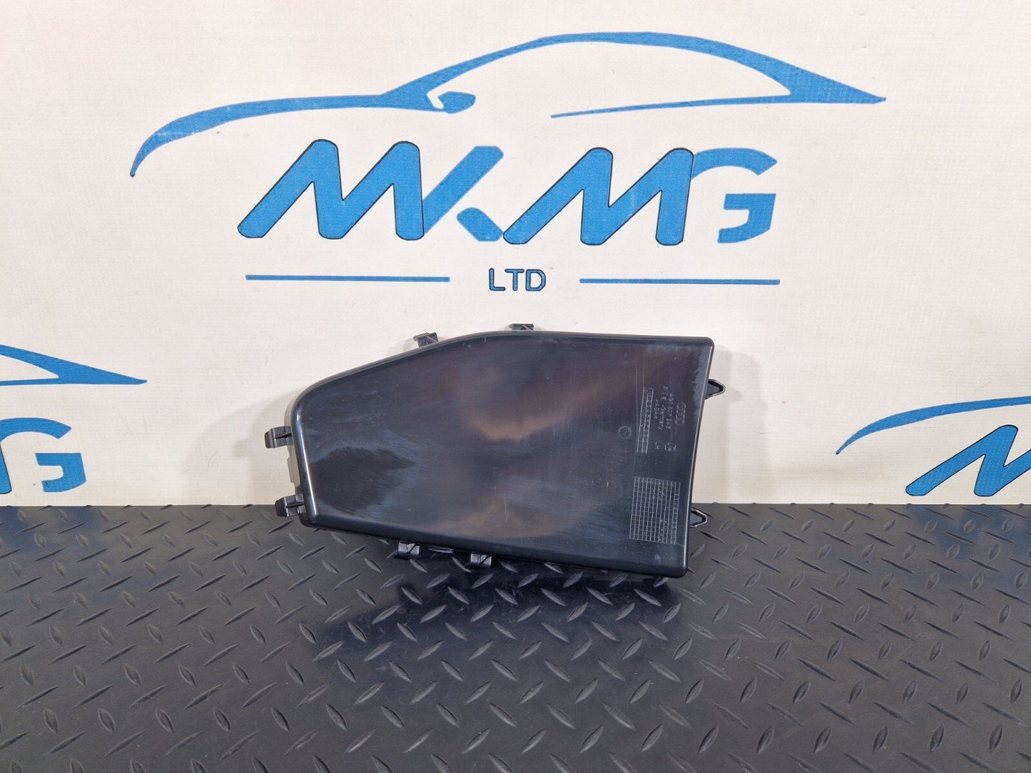 10-18 AUDI A7 4G S-LINE GENUINE FRONT LEFT BUMPER COVER 4G8807245