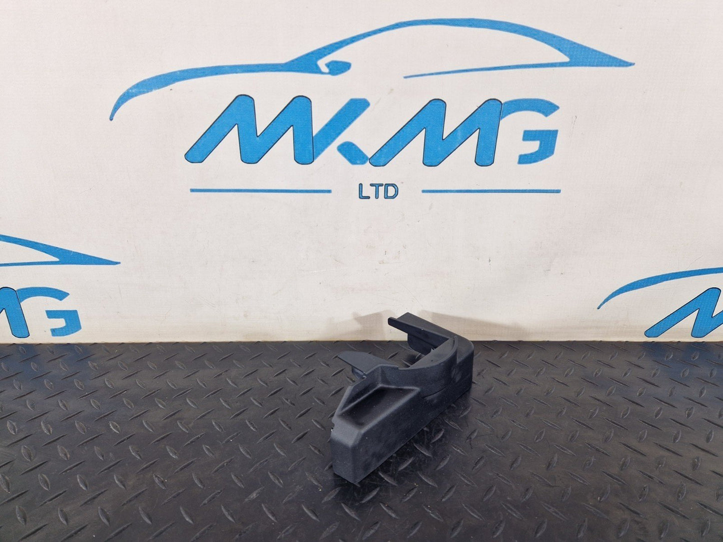 14-19 LAND ROVER L550 DISCOVERY SPORT RIGHT INTERIOR TRIM PANEL IN BLACK 2456366