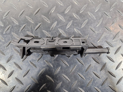 16-19 AUDI A4 B9 GENUINE RIGHT DRIVER SIDE REAR BUMPER BRACKET GUIDE 8W5807890