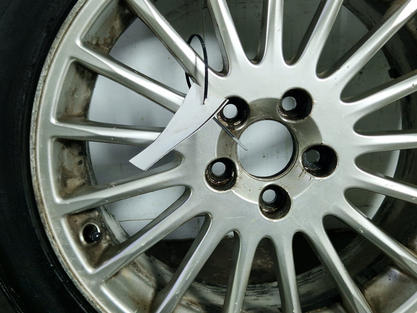 Volvo S60 MK1 17" Alloy Wheel with Tyre 225/45/17 ~4mm 8623719
