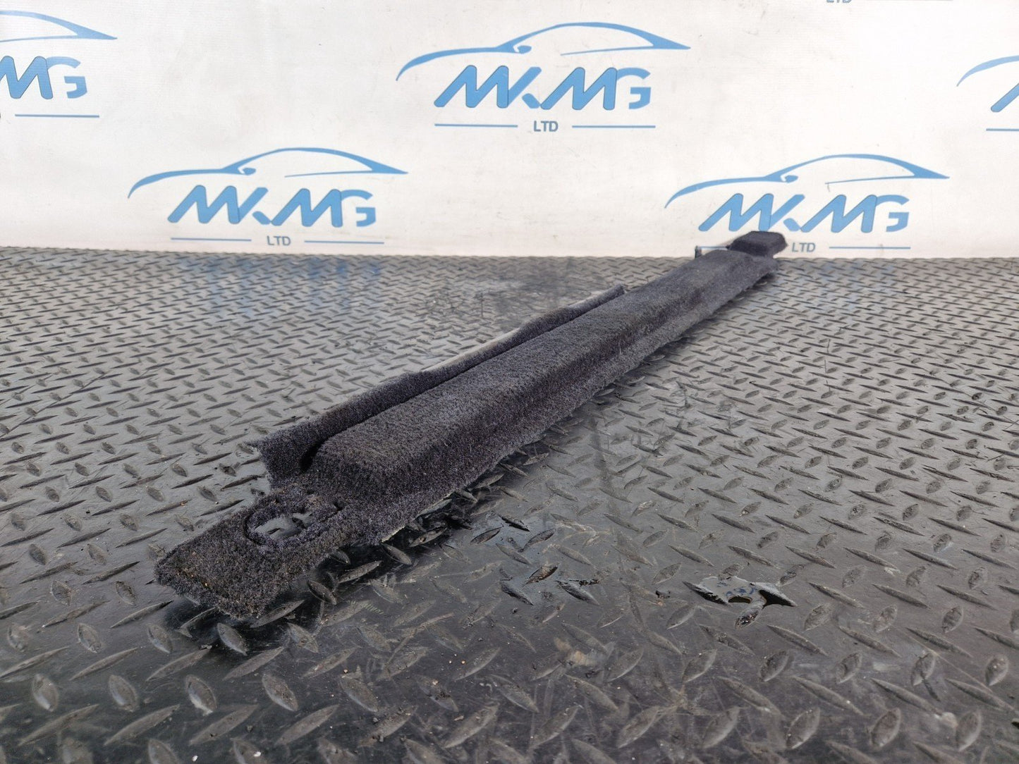 13-23 RANGE ROVER SPORT L494 GENUINE LOADSPACE INFILL PANEL DK62-46067-A