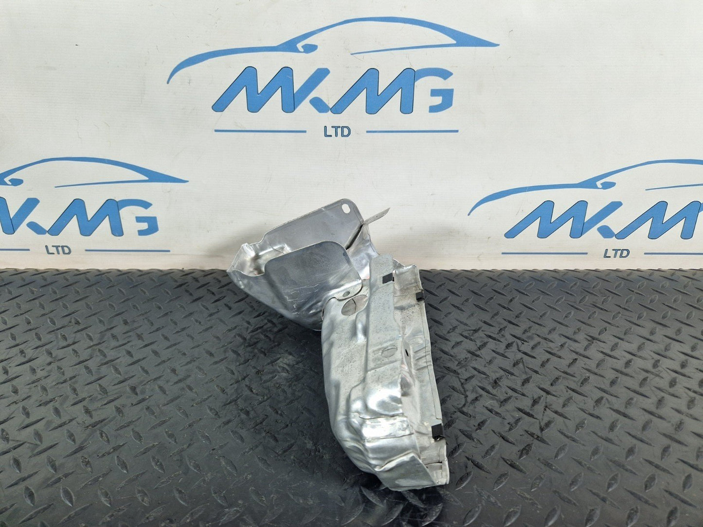 19-ON RANGE ROVER EVOQUE L551 EXHAUST MANIFOLD HEAT SHIELD M4D3-9A462-CA