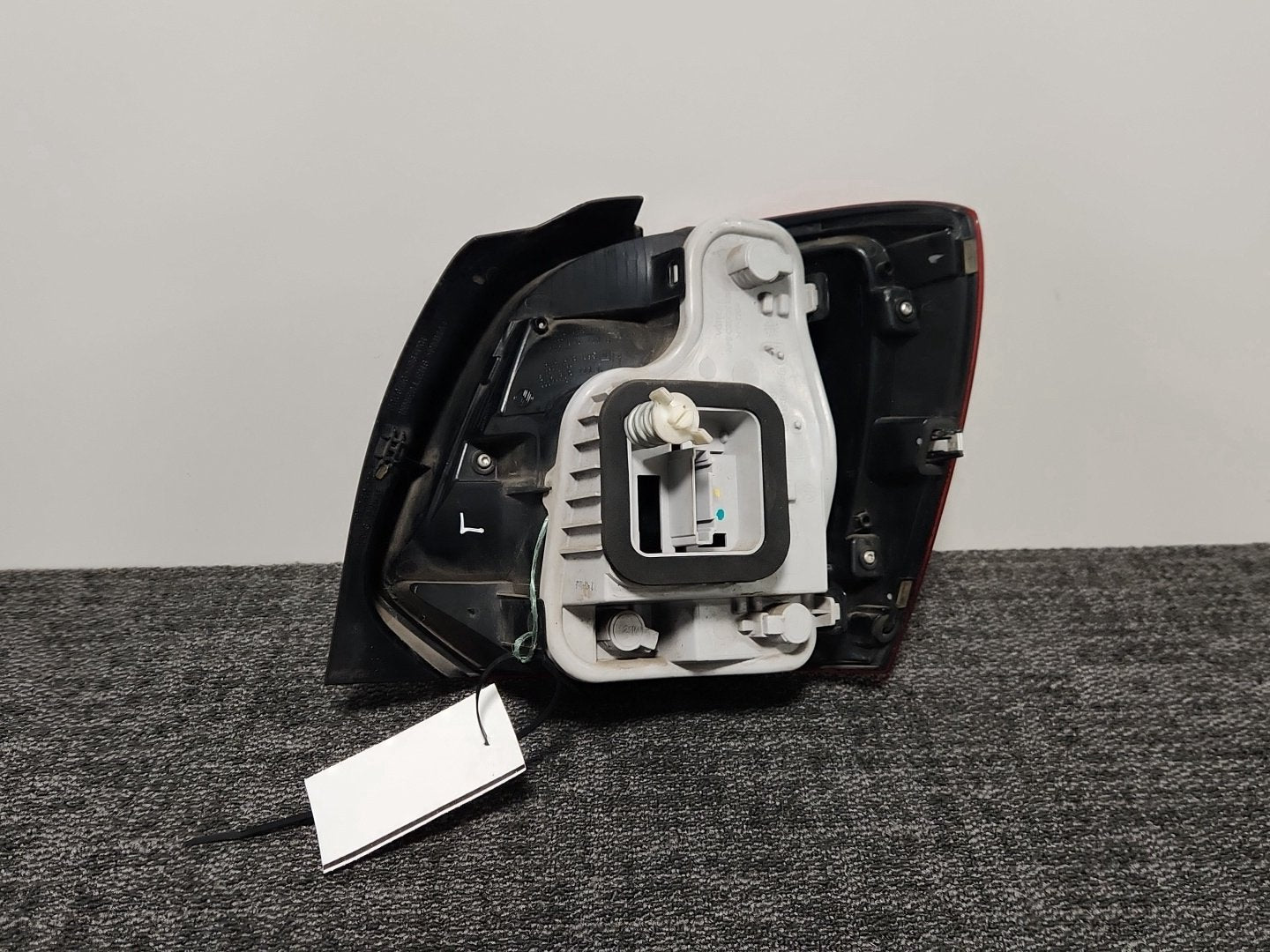 2013 Volkswagen Polo 6R - MK5 Genuine Rear Left N/S Tail Light 6R0945111B