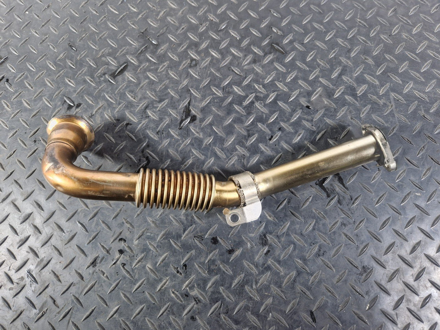 19-ON MERCEDES BENZ B CLASS W247 GENUINE DIESEL EGR COOLER PIPE A6541401060
