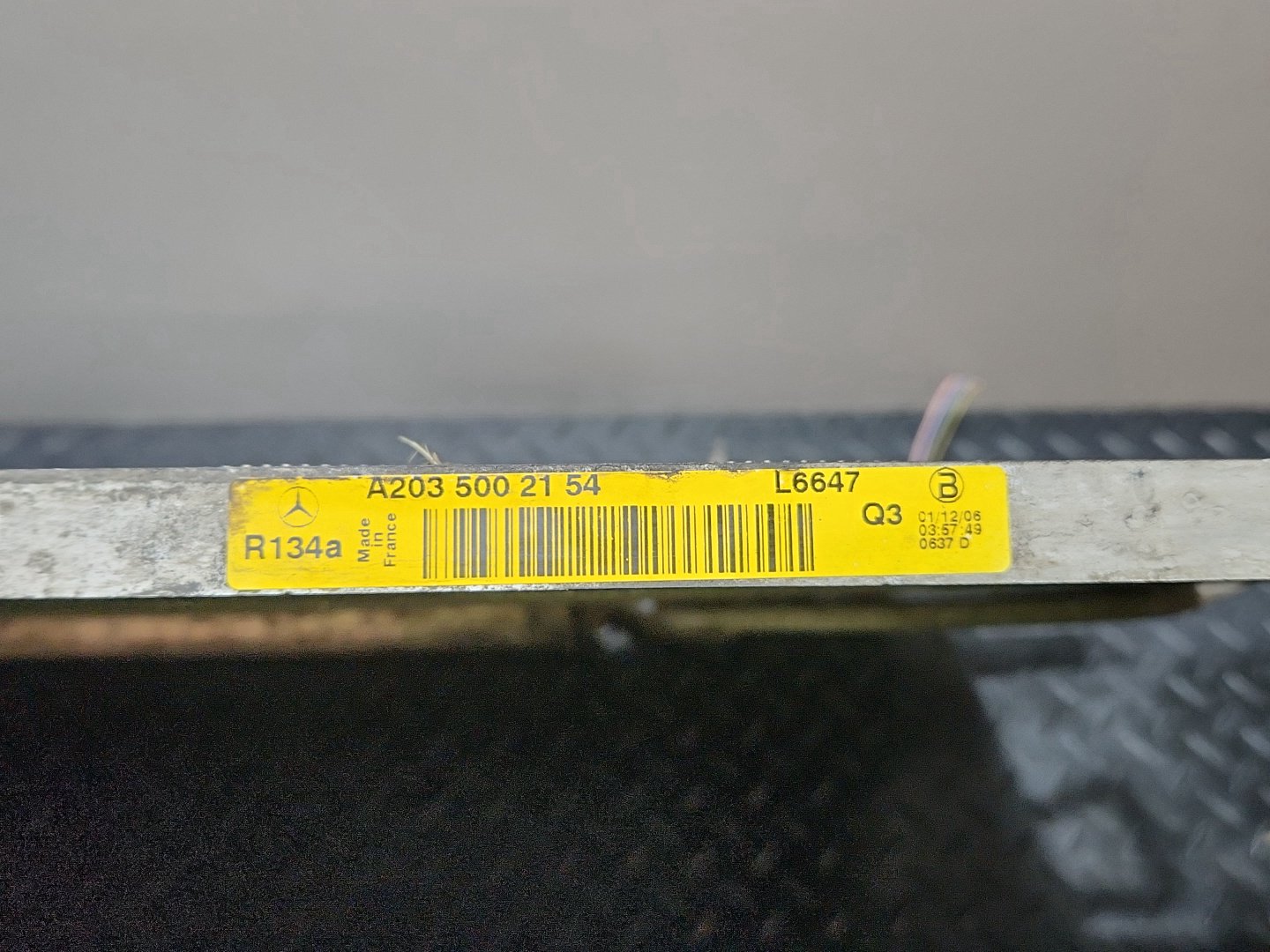Mercedes-Benz CLK200 CLK-Class C209 Convertible A/C Radiator A2035002154