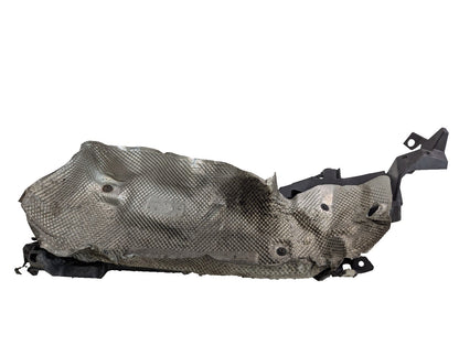 17-ON LAND ROVER DISCOVERY REAR BUMPER RIGHT MOUNT BRACKET KY3217A881 KY3211430
