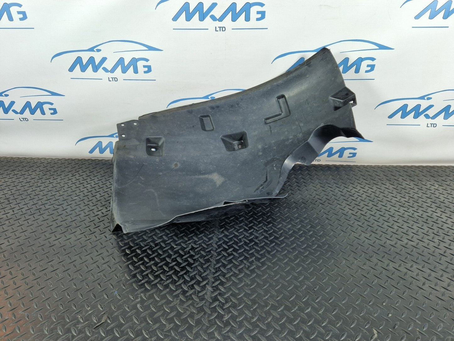 11-19 MERCEDES  ML W166 FRONT DRIVER SIDE WHEEL ARCH LINER REAR HALF A1668841222